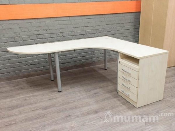 Компьютерный стол с тумбой, клен