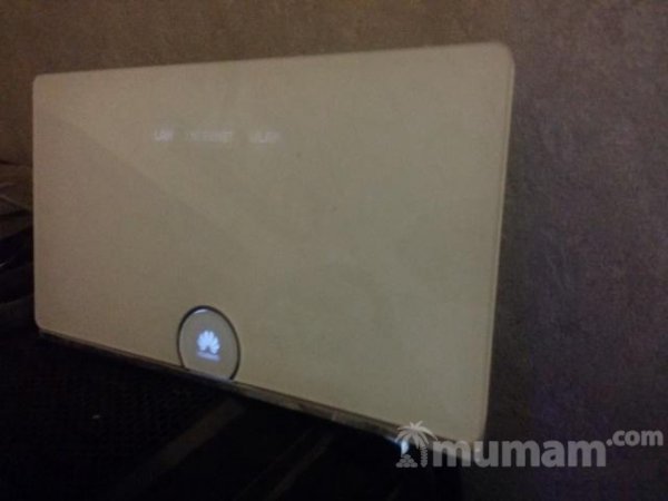 Роутер Huawey ws 880