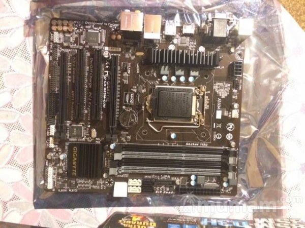 Материнская плата gigabyte GA-B85M-D3H