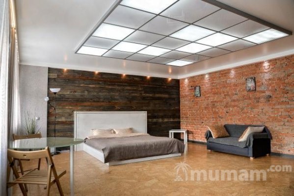Сдам квартиру  посуточно     
Студия  44 м²  на 2 этаже  9-этажного кирпичного дома