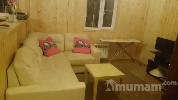Сдам  дом  посуточно     
1-этажный дом 65 м²  ( брус )  на участке 12 сот.  , Симферопольское шоссе  , 5 км до города