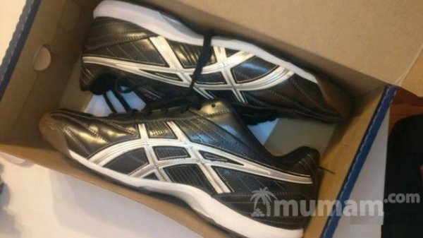 Бутсы Asics Artista