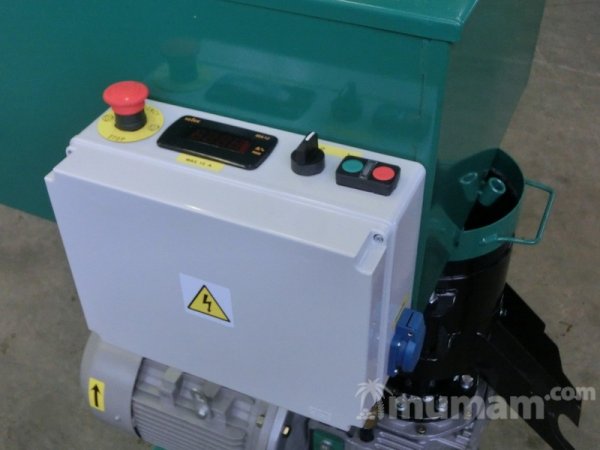 Грануляторы овечьей шерсти BN100W, BN400W (Чехия)