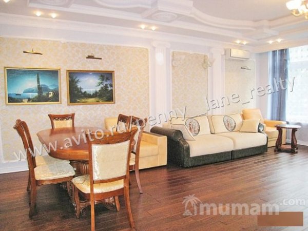 Продам квартиру
4-к квартира 182 м² на 5 этаже 32-этажного монолитного дома