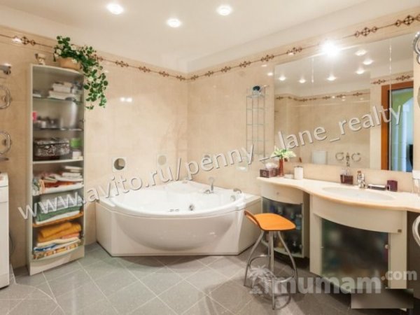 Продам квартиру
4-к квартира 157 м² на 13 этаже 23-этажного монолитного дома
