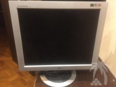 Монитор LG L1730B