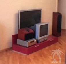 Консоль под аппаратуру (Италия)