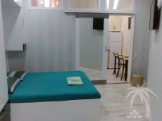 сдаётся посуточно 1- комнатная квартира близко от моря